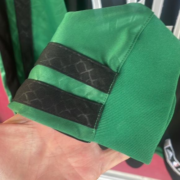 BOSTON Celtics  NBA ADIDAS Long Sleeve WARM UP Jersey 2xl - Picture 5 of 9